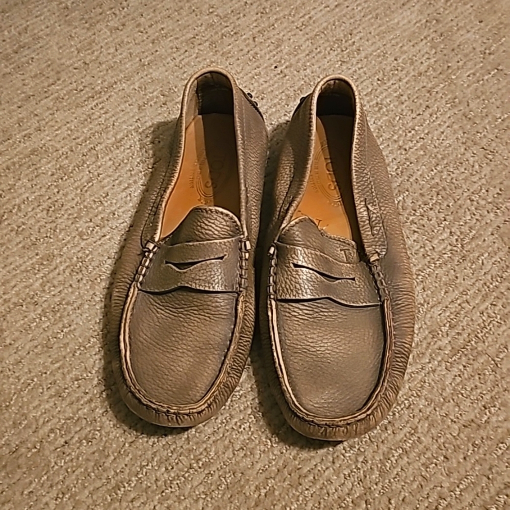 Tod's Gommino Calfskin Loafers